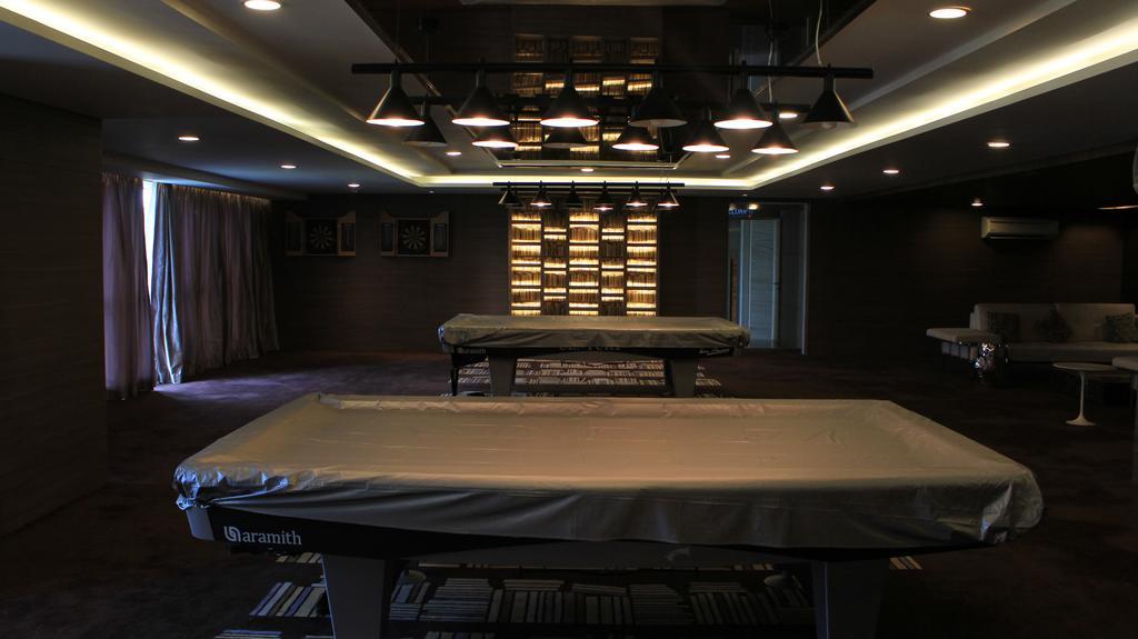 Apartment Royal Regent Condominium