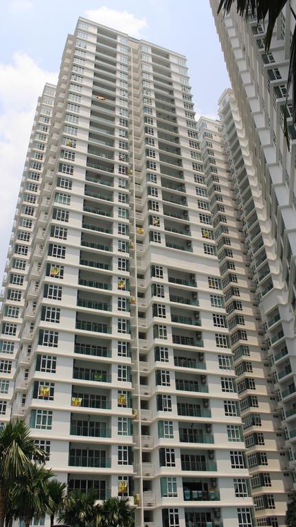 Apartment Royal Regent Condominium