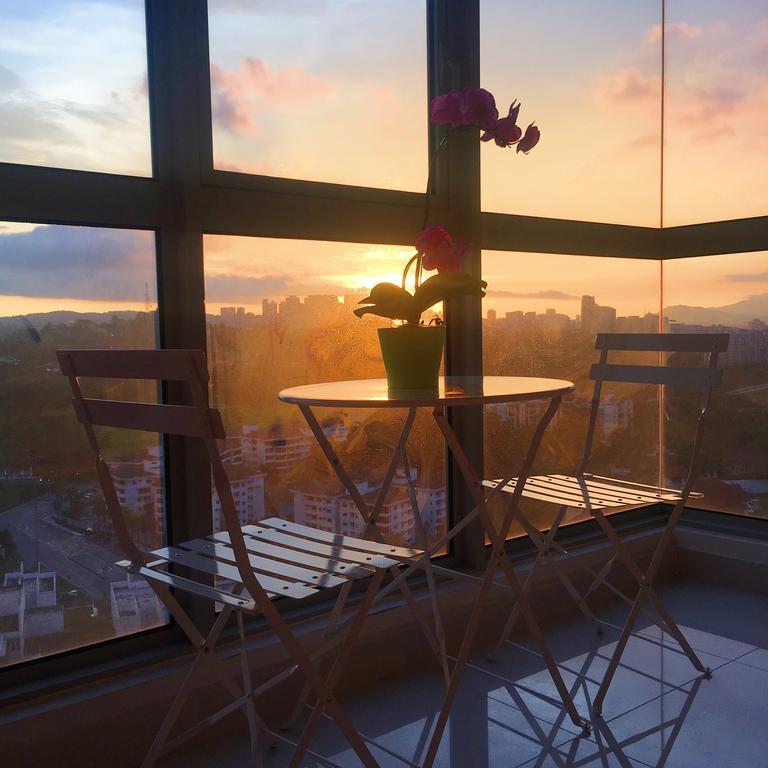 Dream & Castle In The Sky Hostel *