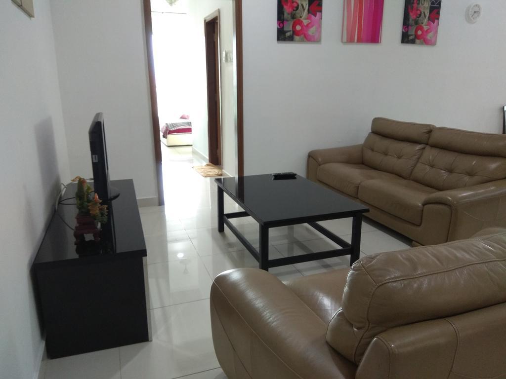 Apartment Royal Regent Condominium