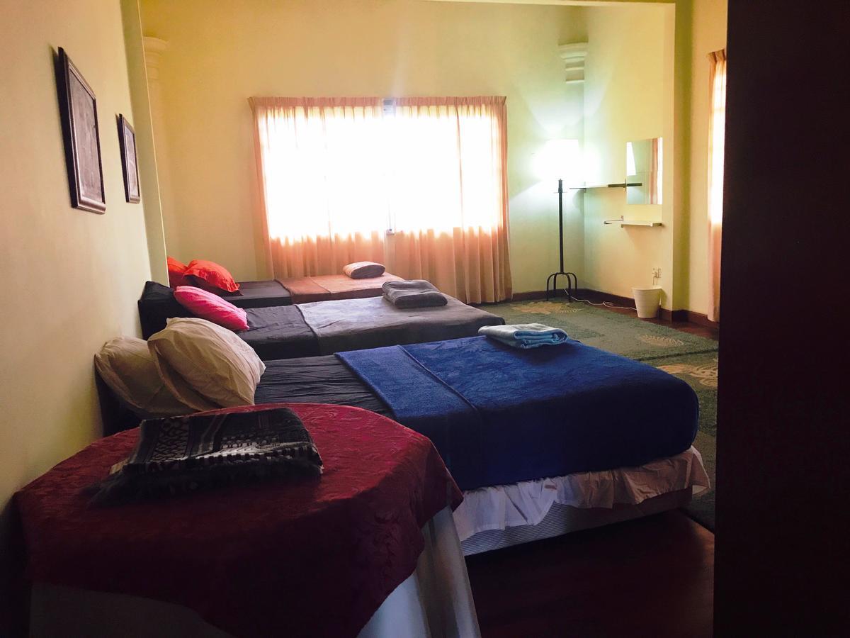 Alimah -ttdi Sg Penchala Homestay Hospedagem domiciliar