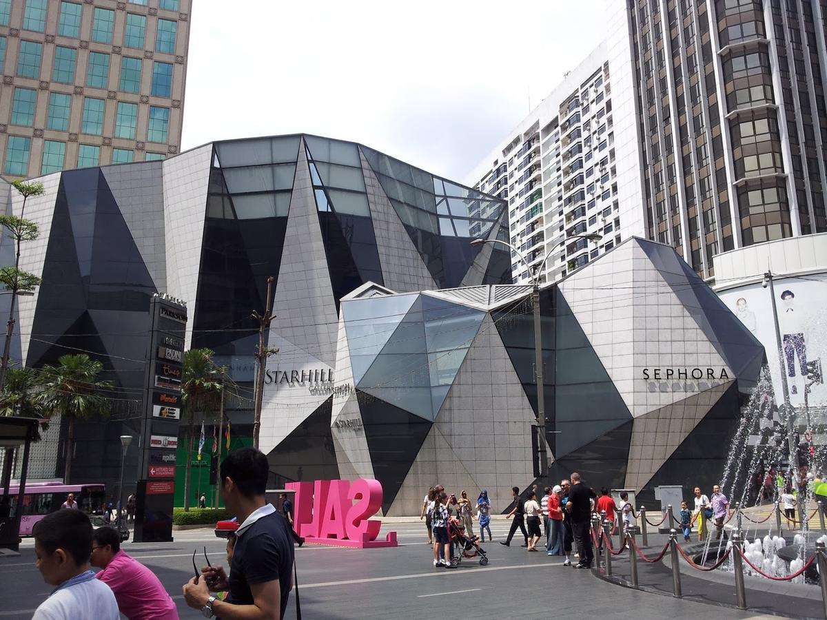 Wallace P Staycation * Kuala Lumpur