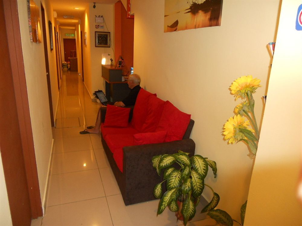 Checkmate Guest house 2*