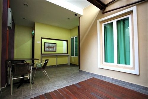 Hotel Oyo 109 V'la Park