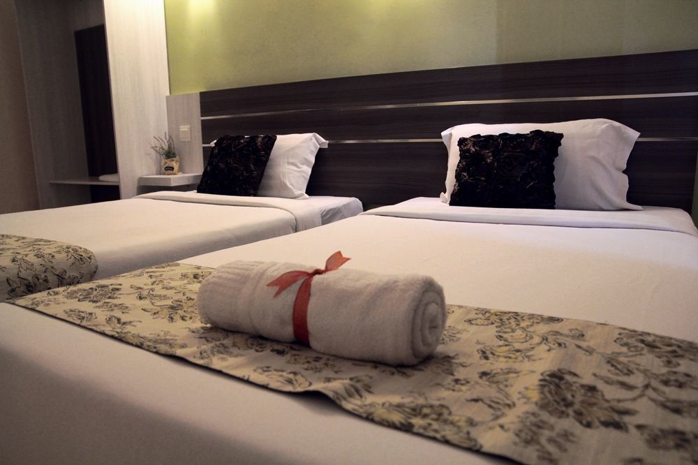 Hotel Oyo 182 Simms Grand