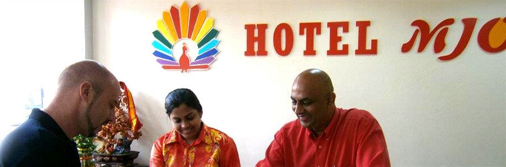Hotel Mjoy 3*