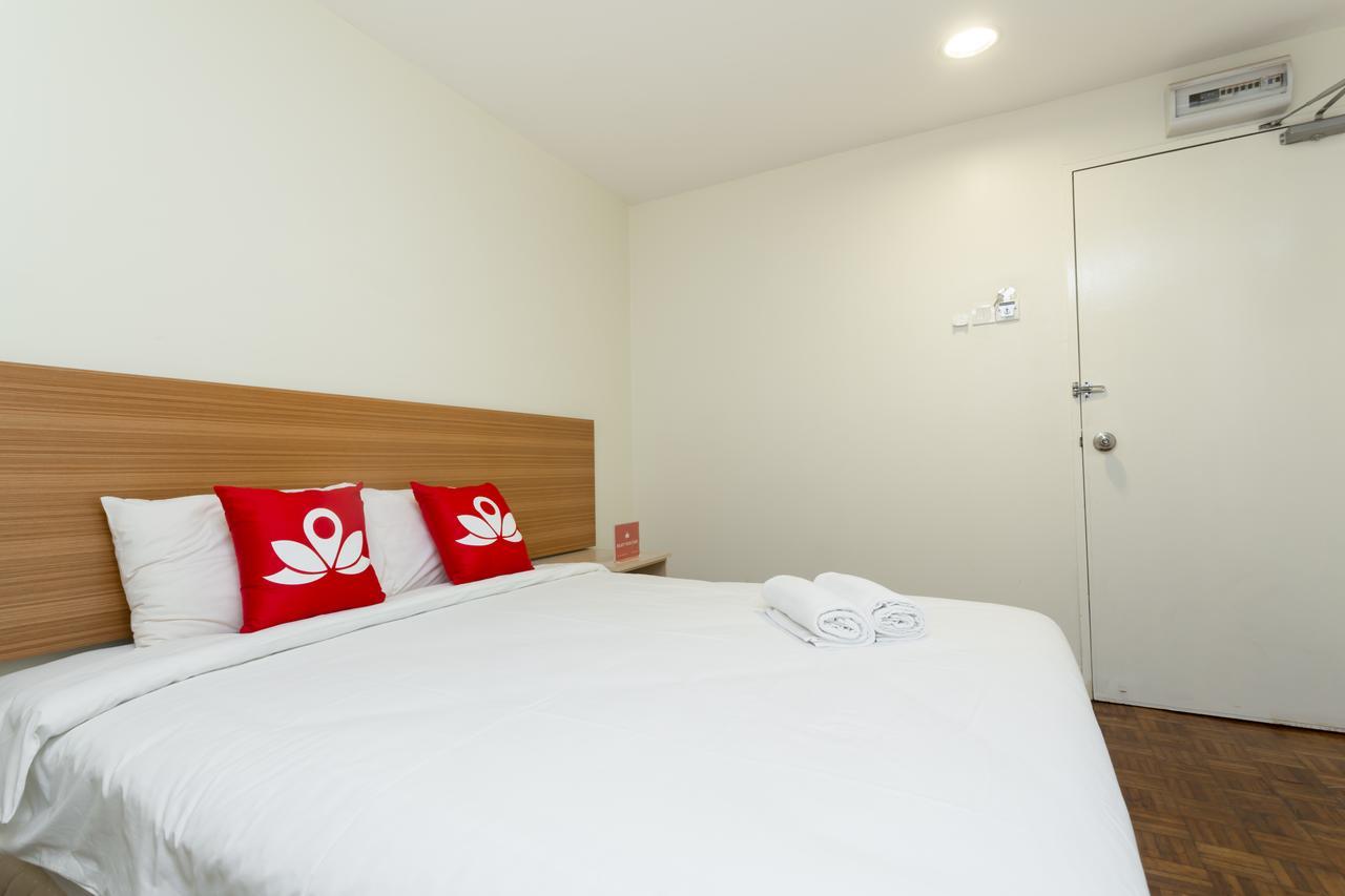 Zen Basic Sentul Hotel