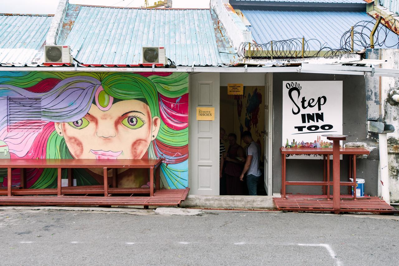 Hostel Step Too *