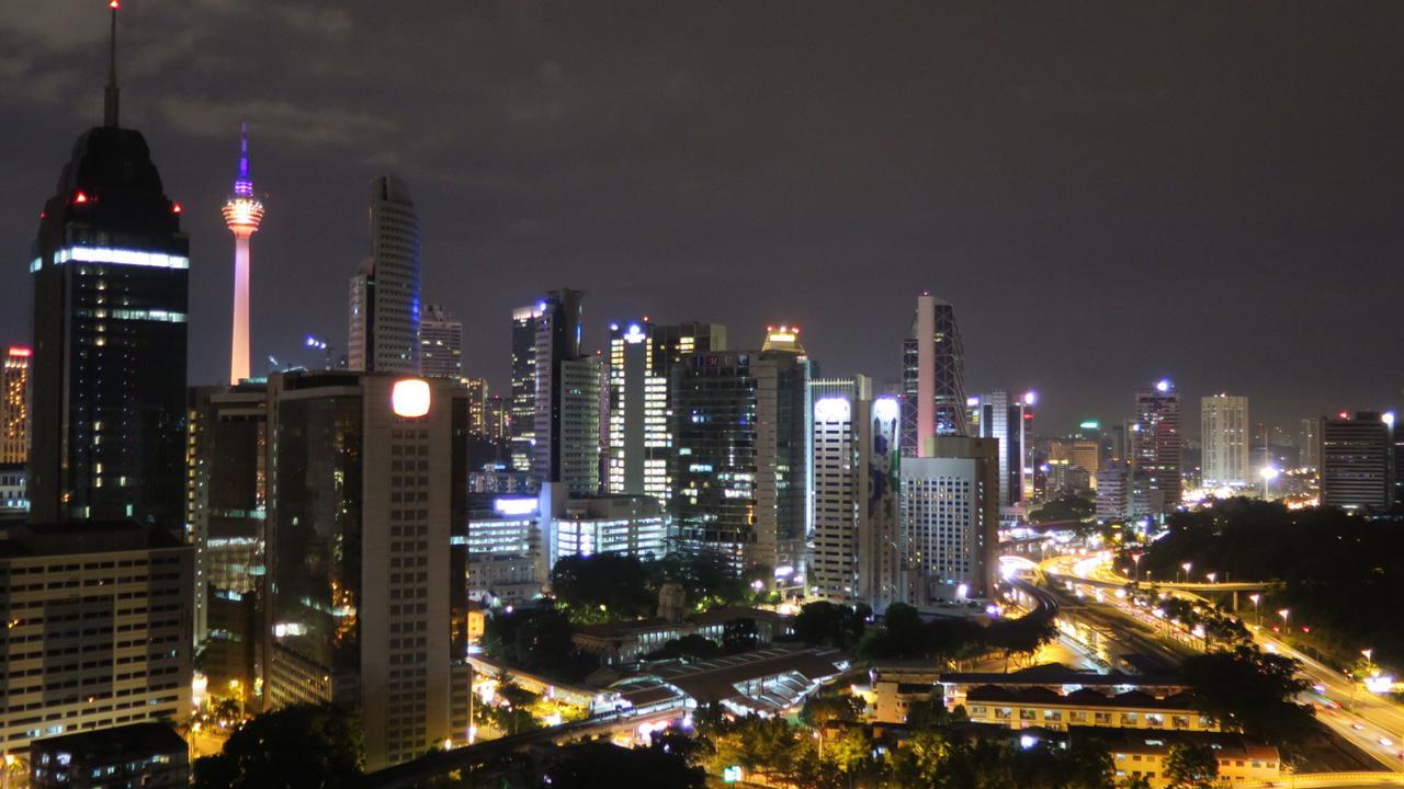 Amazing Rooftop View At Regalia