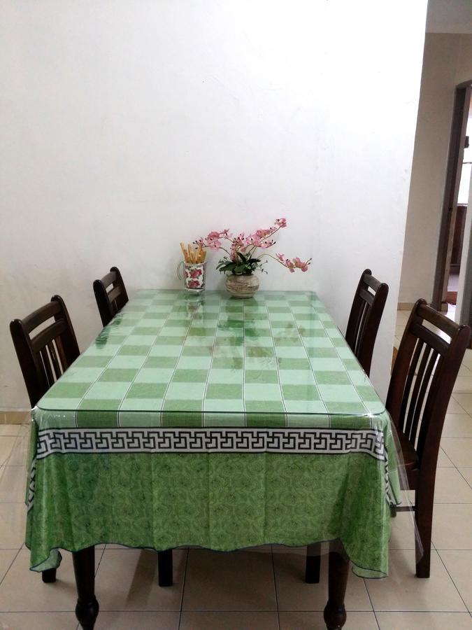 Apartment D'tasik Homestay *