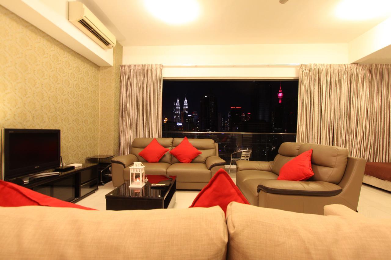 Breathtaking Klcc View @ Regalia Apartment