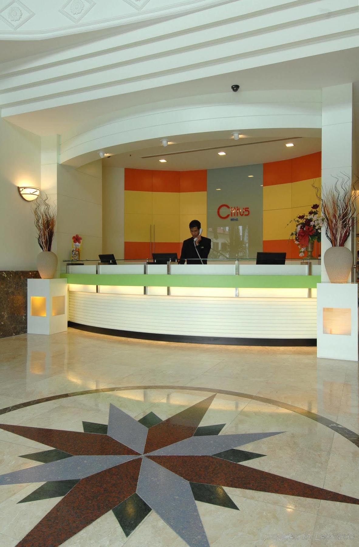 Q Hotel 4*
