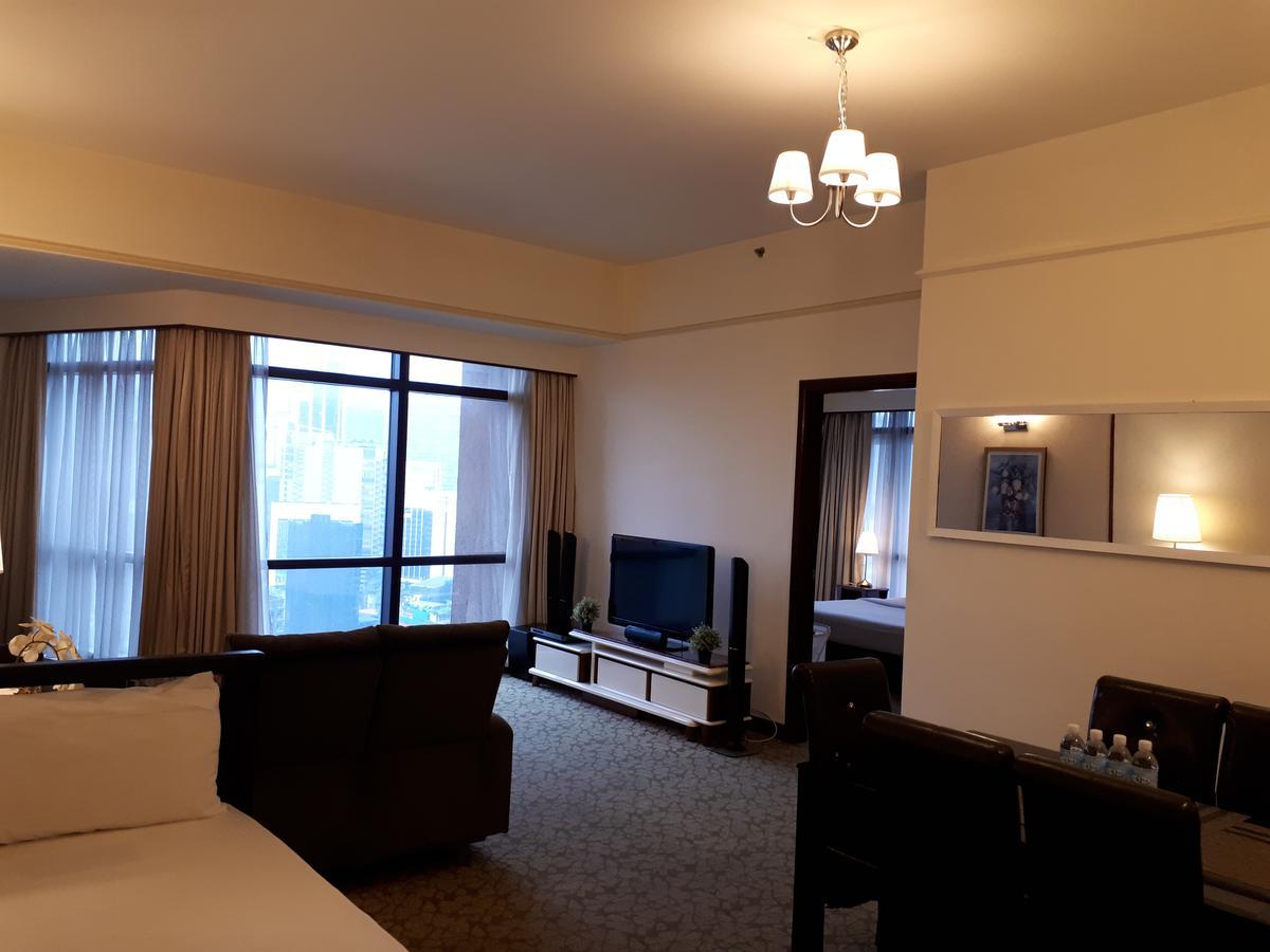 Robinsons At Times Square Kl Apartment *