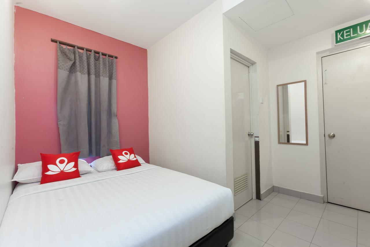 Zen Changkat Thambi Dollah * Kuala Lumpur