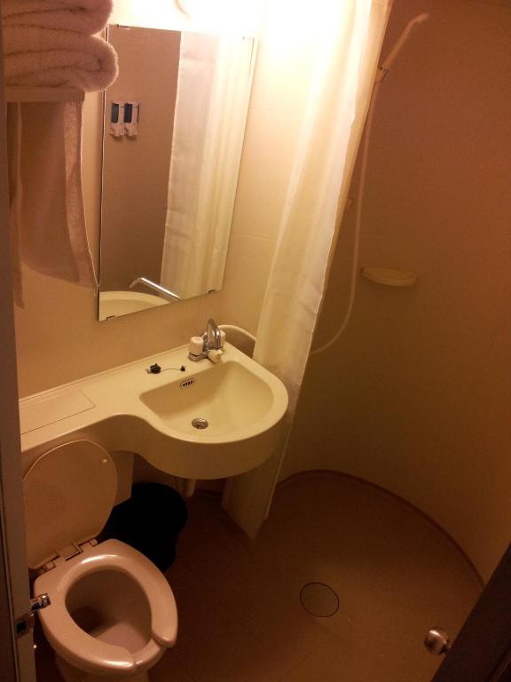 Hotel Aira 2*