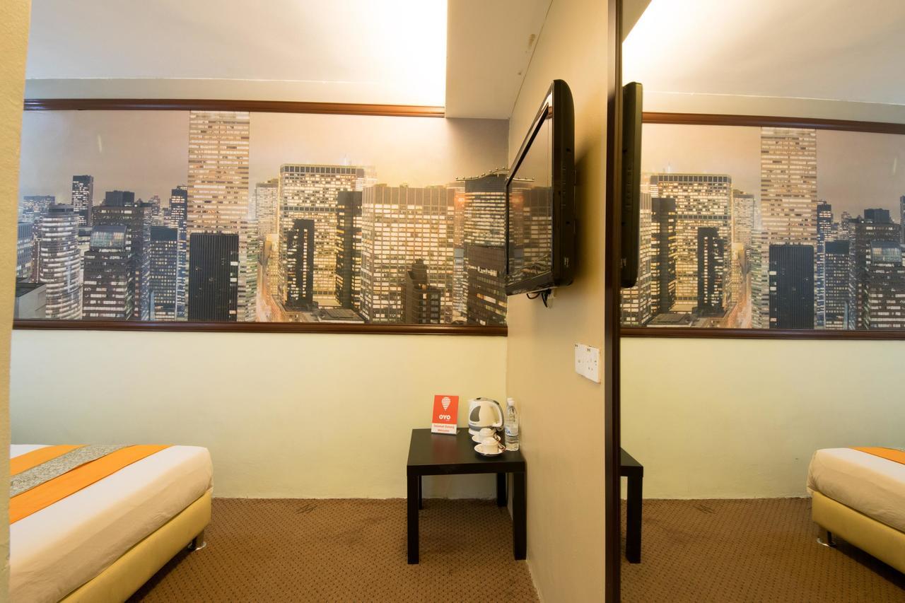 Hotel Oyo 126 Rae 2*