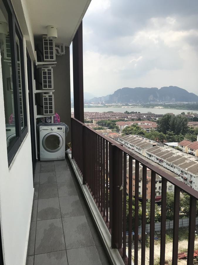 Kiara East Dex Pangsapuri *