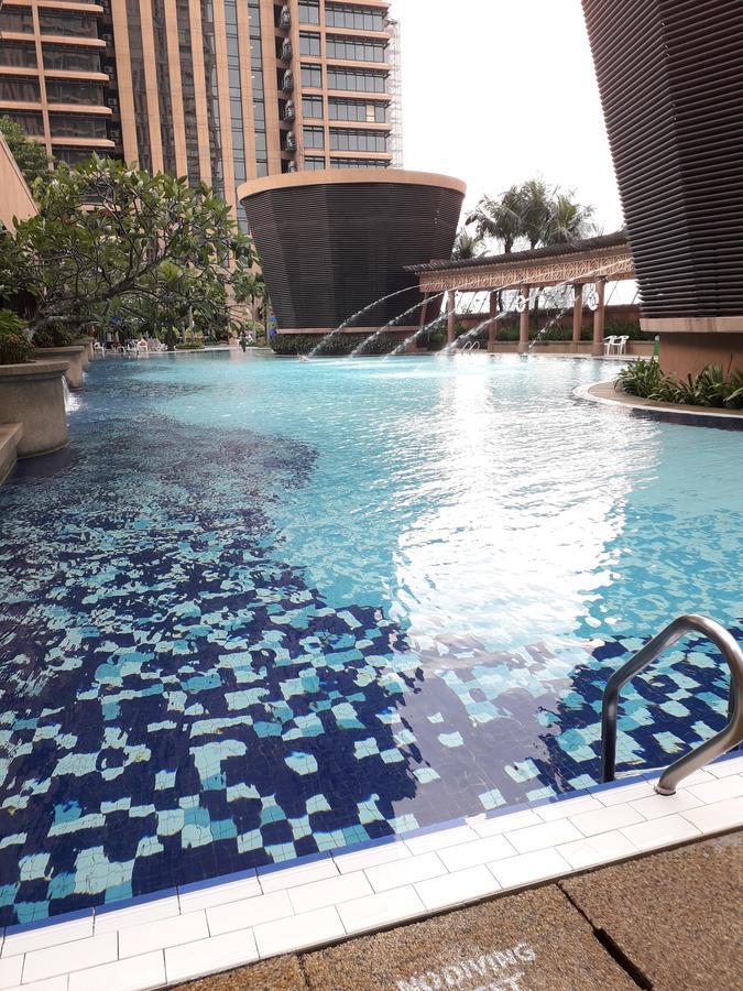 Welcome Service At Times Square * Kuala Lumpur