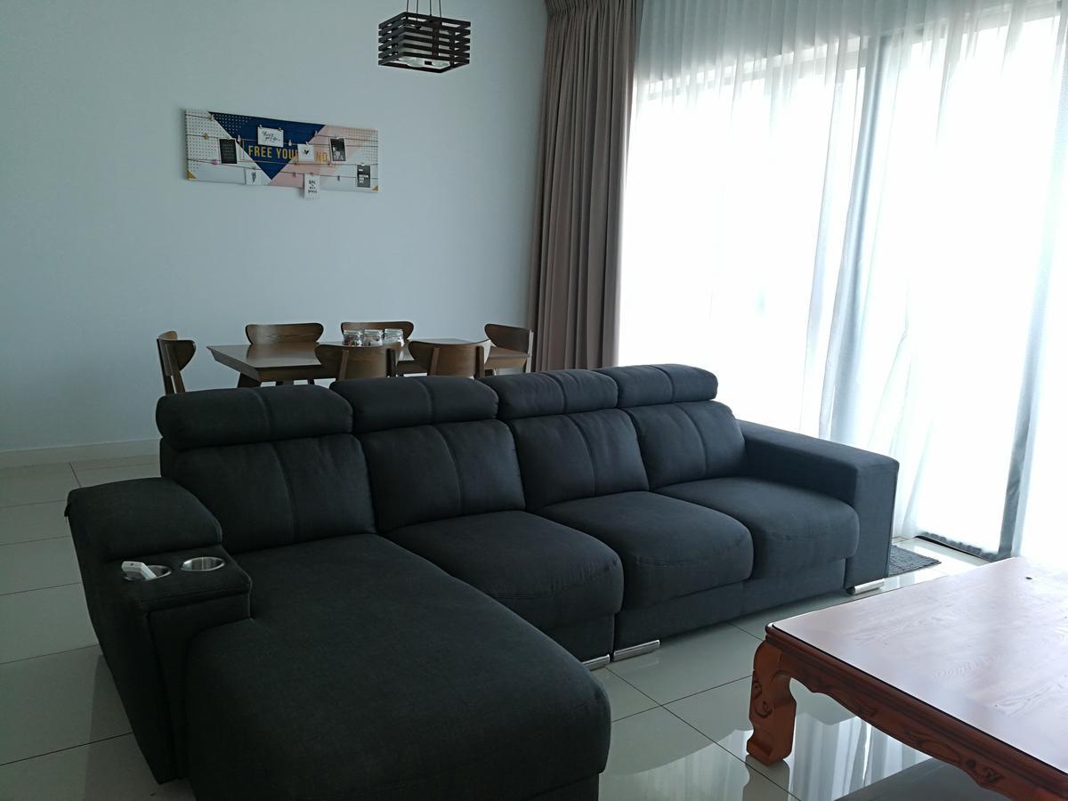 Setia Sky Residence By Aj Home Apartemen *