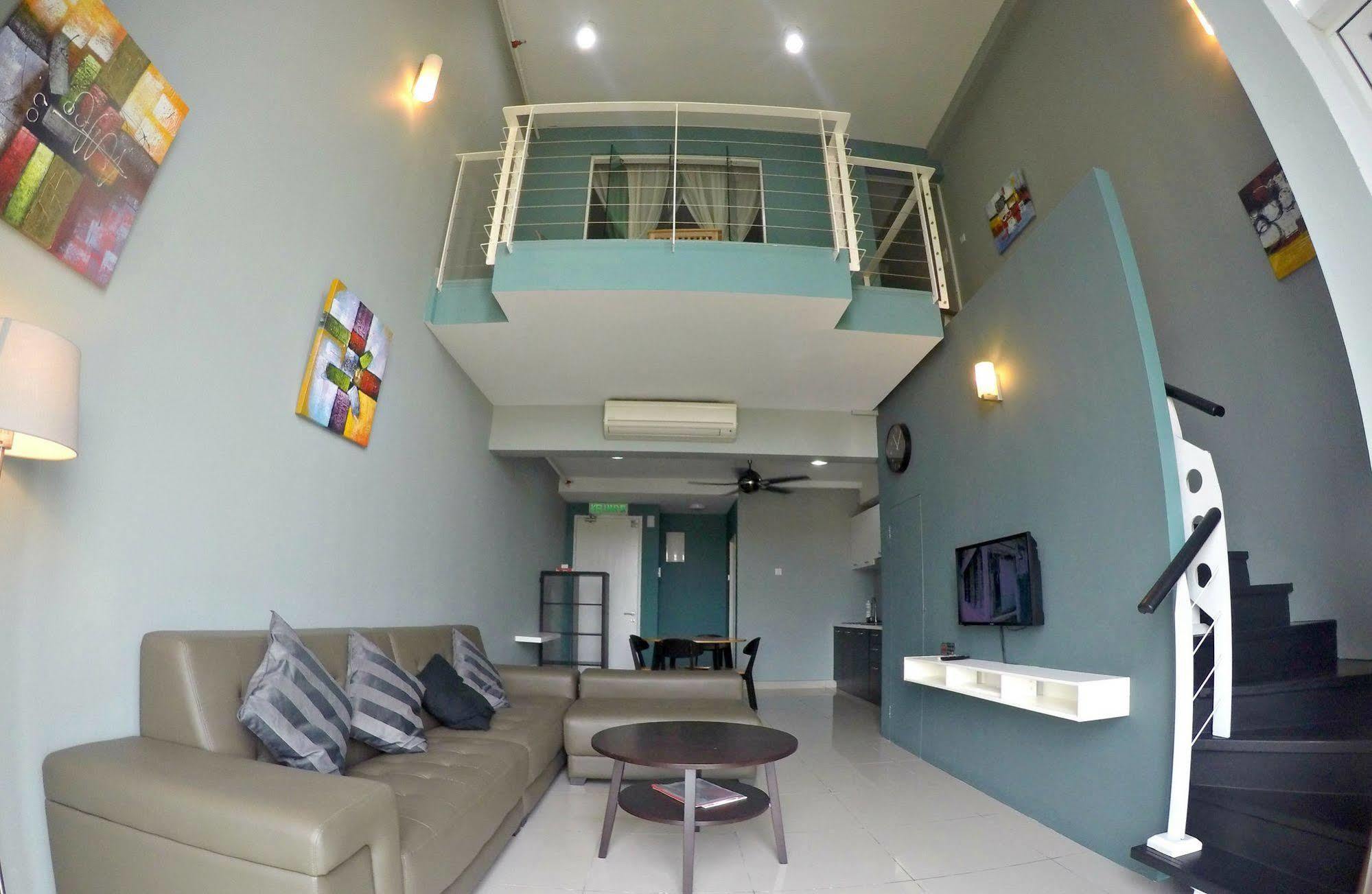Homestay S-suites@the Scott Garden Kuala Lumpur