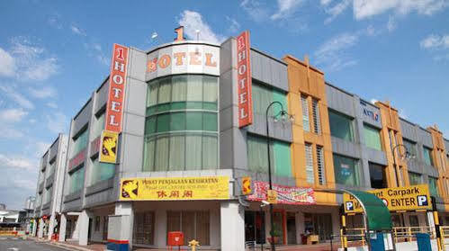 1 Kuchai Khách sạn