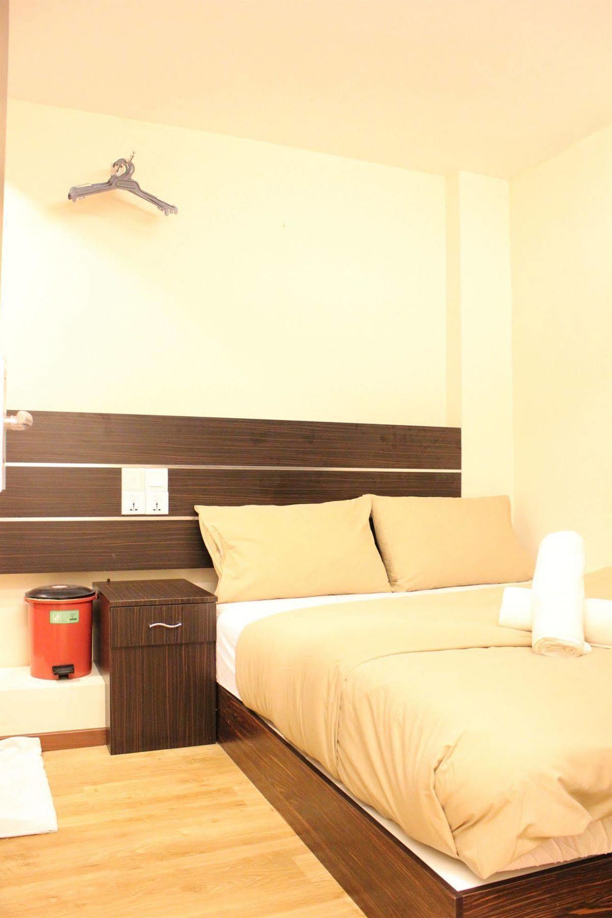 Sabrina Golden Palace Khách sạn 2*