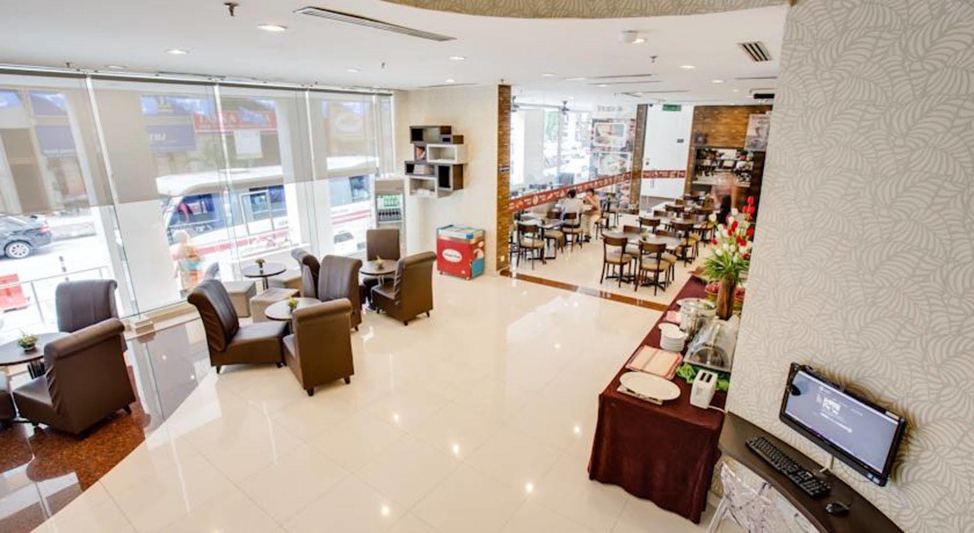 Hotel Prescott Medan Tuanku 3*