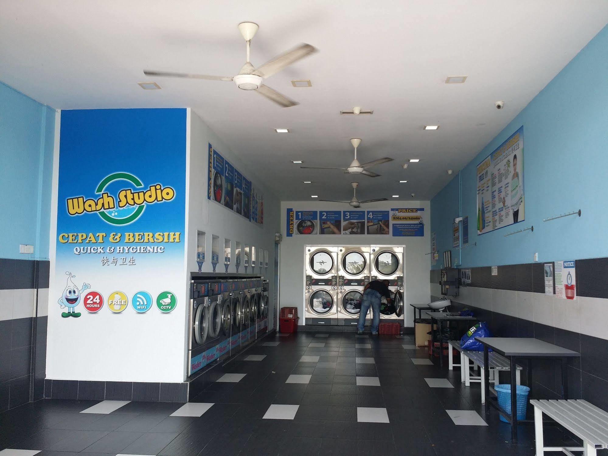 Putra Kajang Star