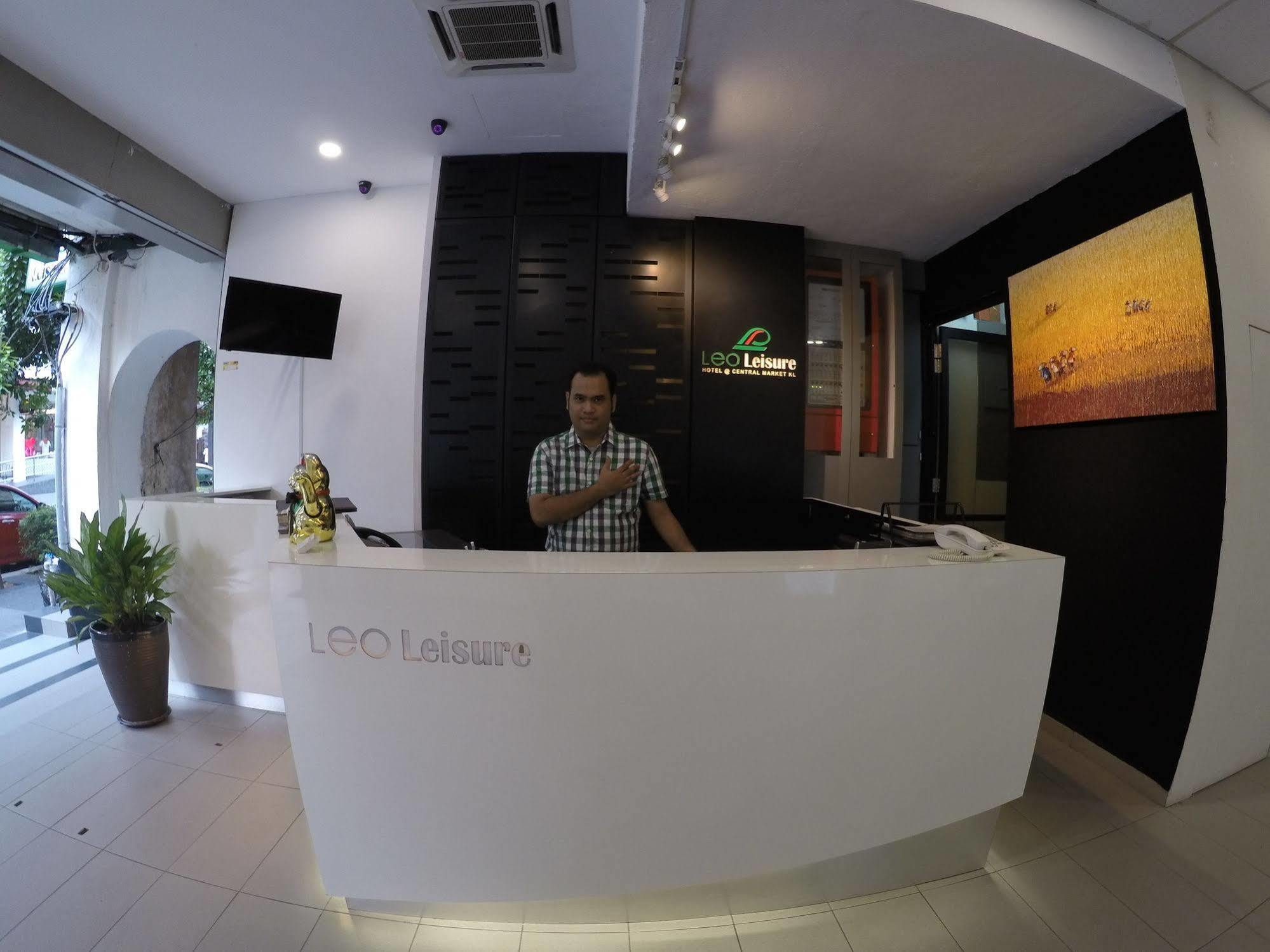 Leo Leisure @ Market Hotel 2*