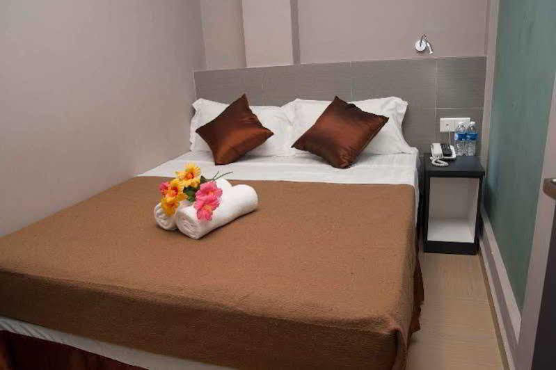 Hotel Leo Leisure @ Market