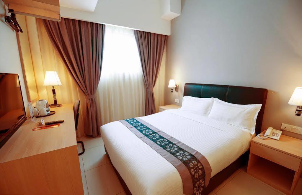 De Elements Business Kl Khách sạn 3*
