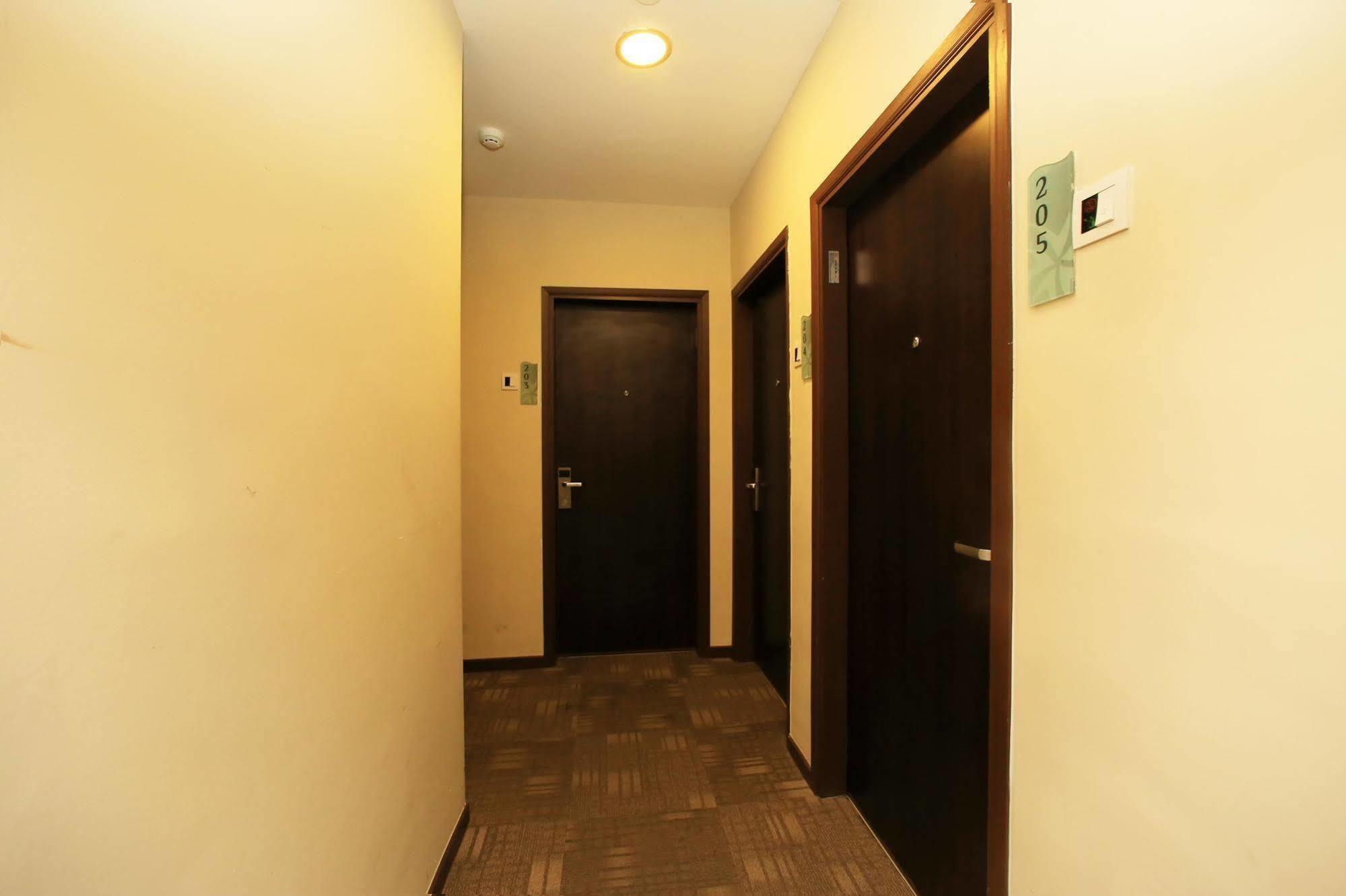Hotel Oyo Premium Changkat Jalan Berangan 3*