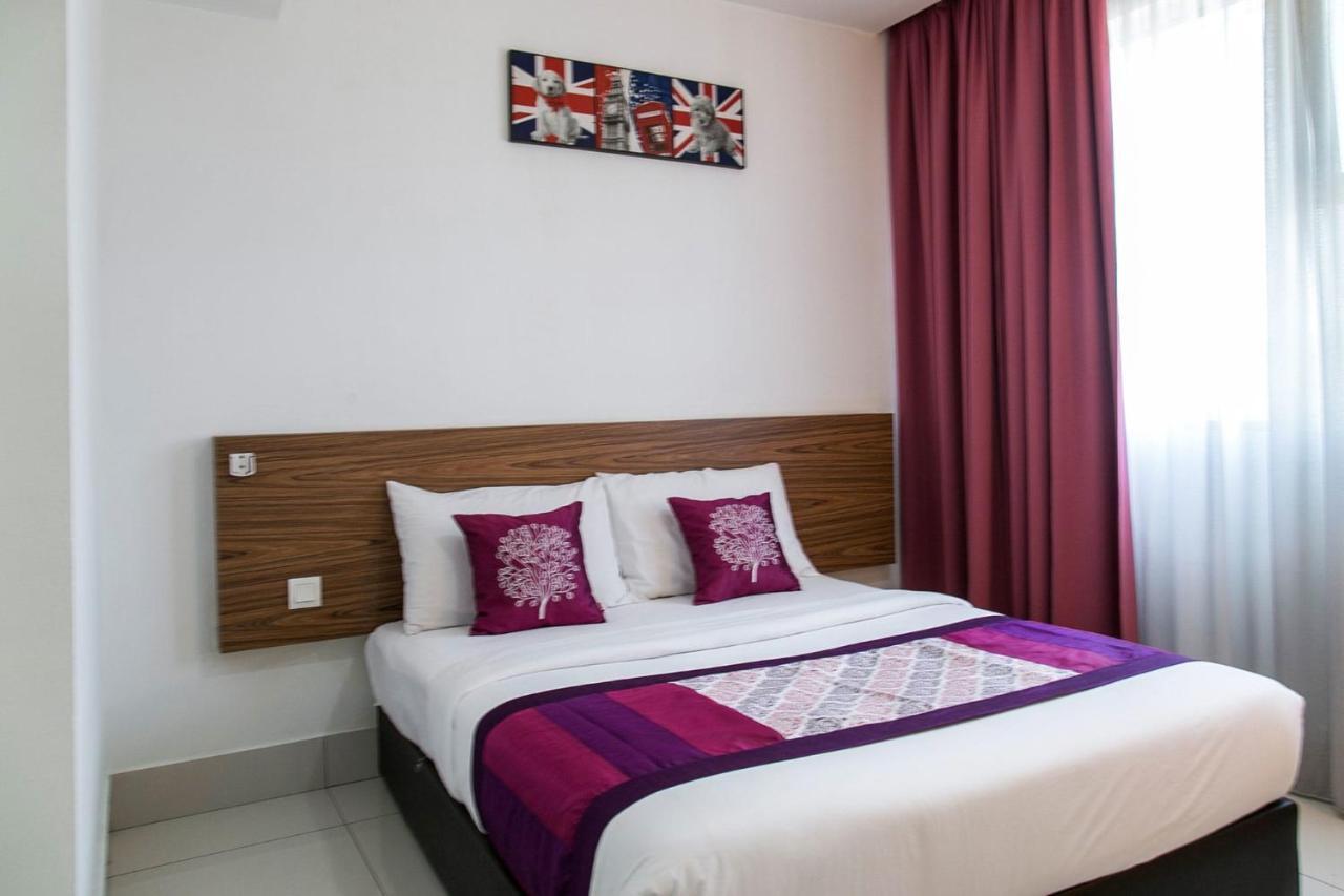 Hotel Oyo 180 V