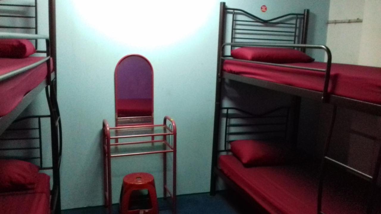 Submarine Market Hostel Kuala Lumpur