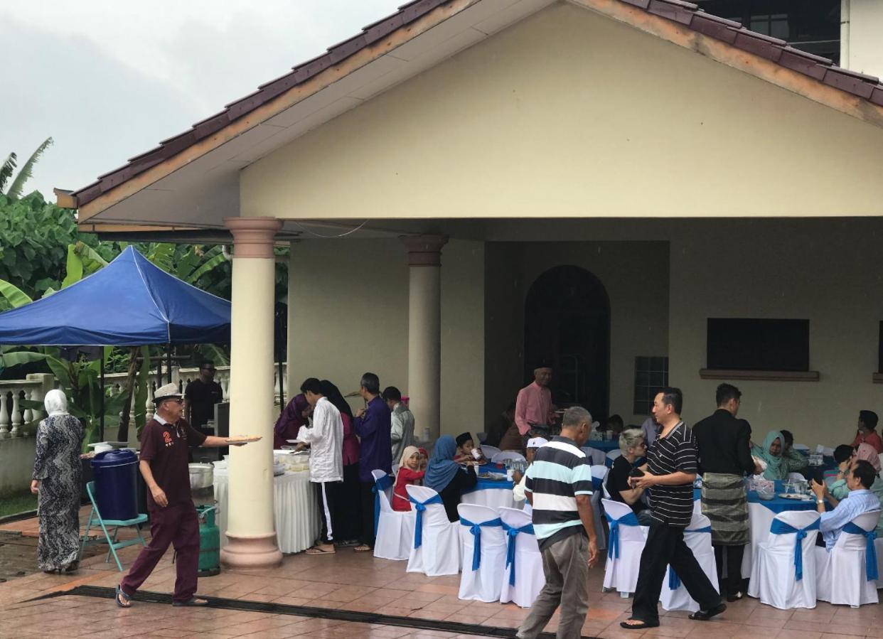 Alimah -ttdi Sg Penchala Homestay Hospedagem domiciliar *