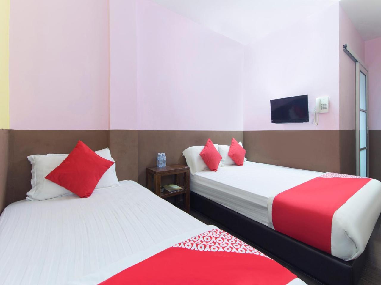 Hotel Oyo 172 Spring