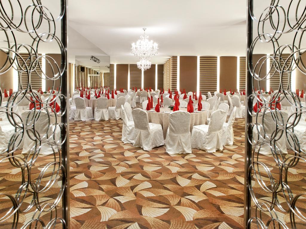 Hotel Silka Maytower 3*