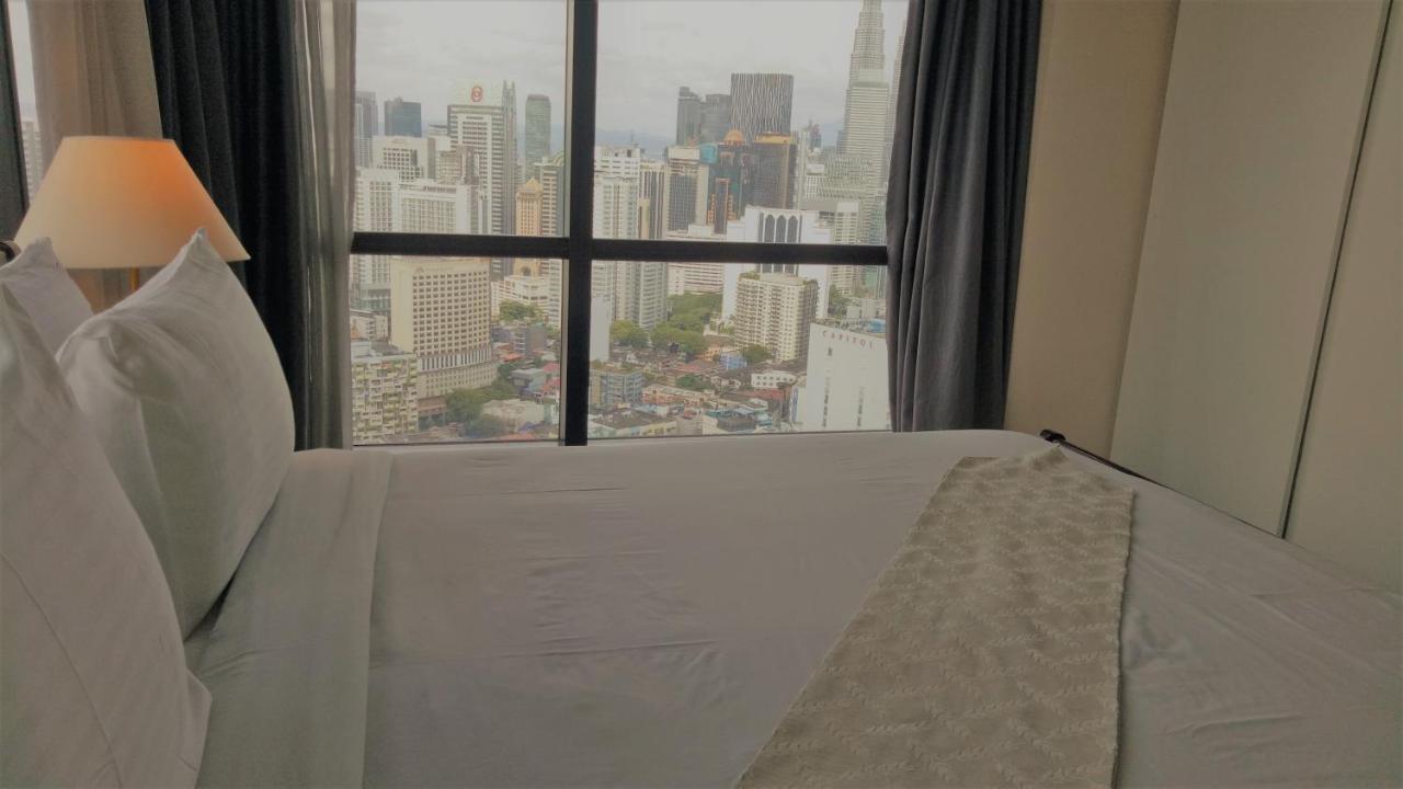 Grand Service @ Times Square Apartment *