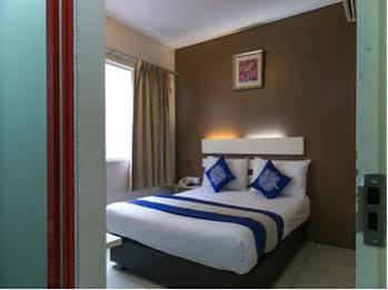 Oyo Sri Petaling Hotel 3*