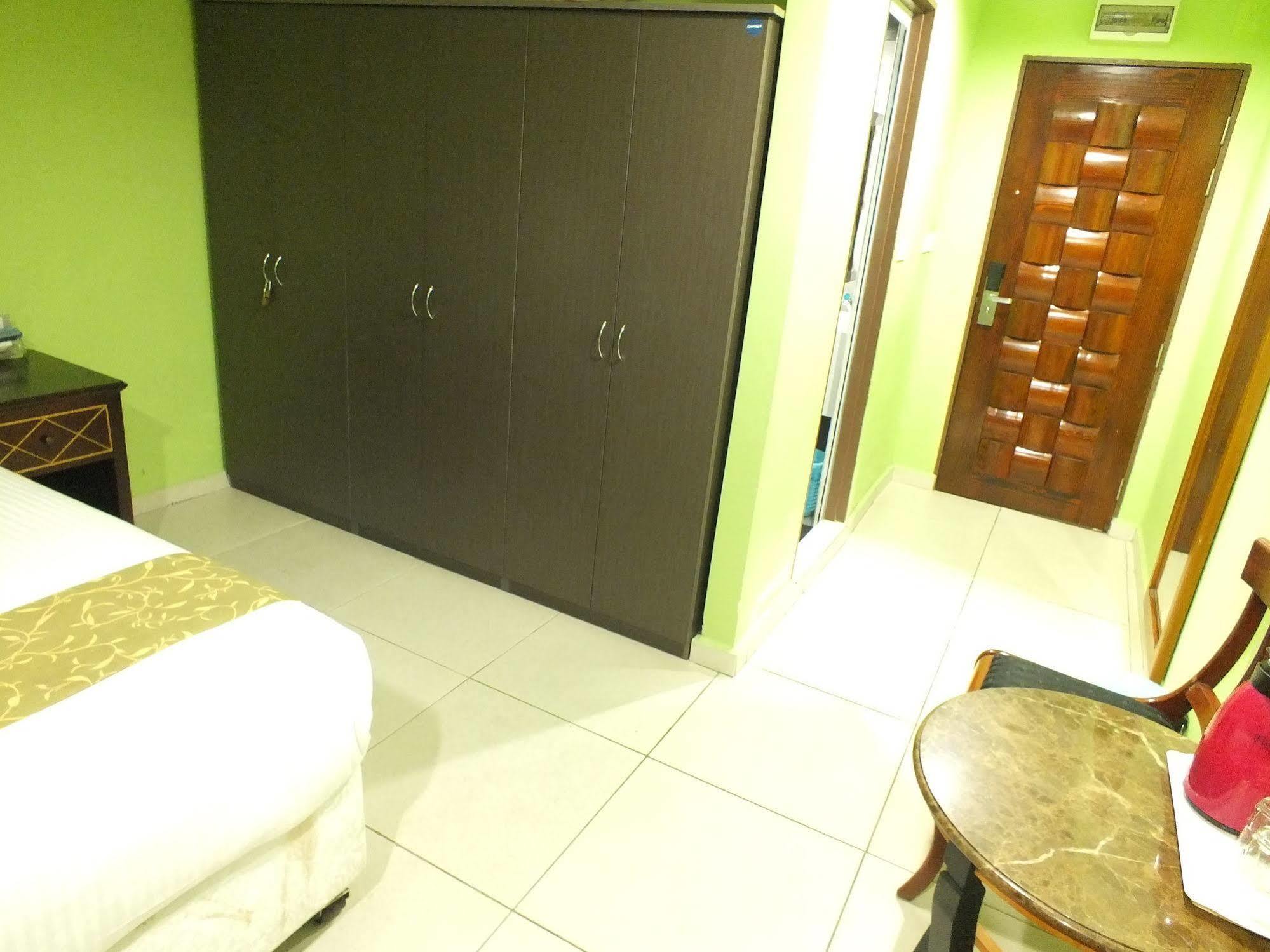 Hotel Oyo 90030 Al Jafs