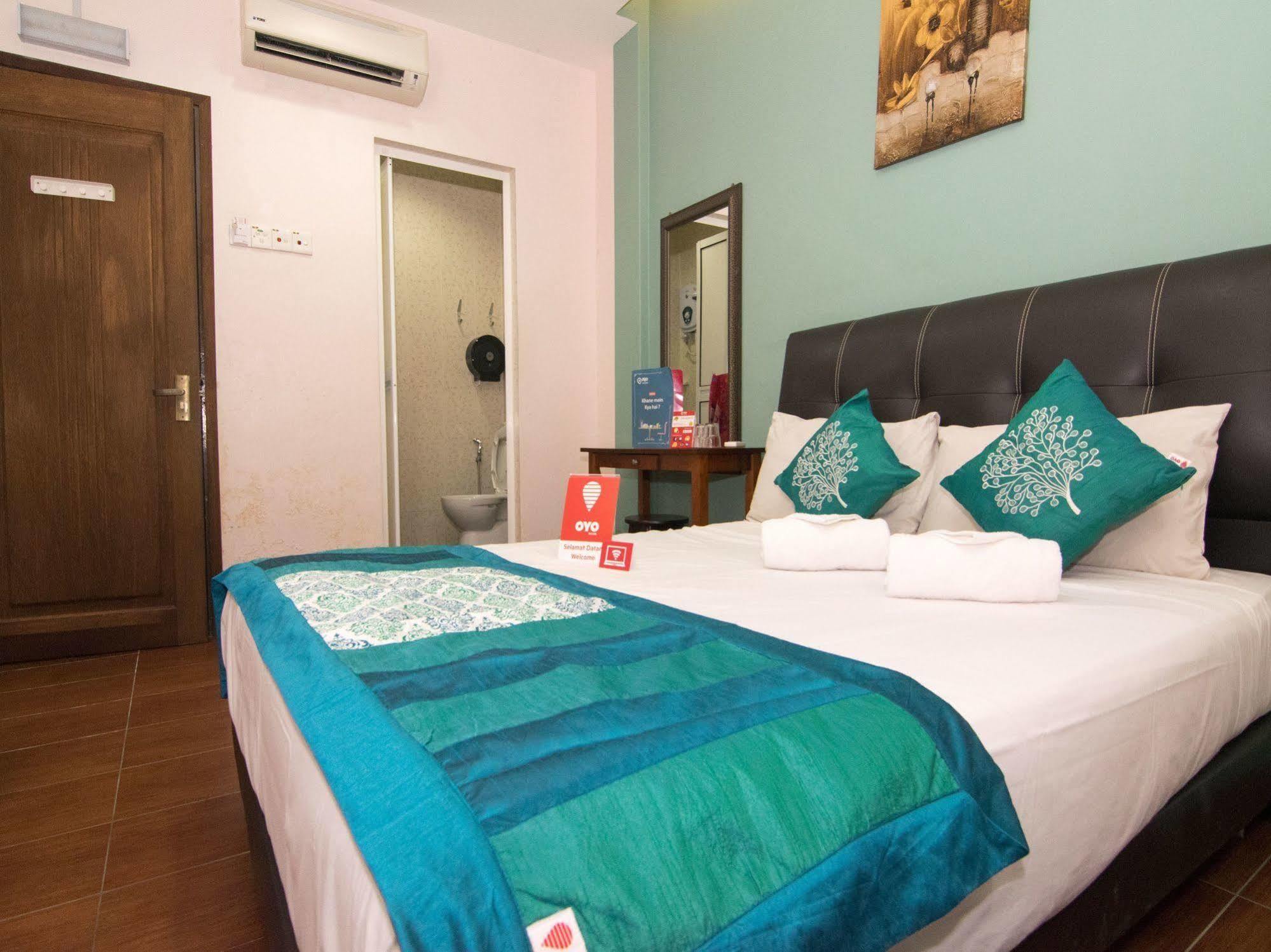 Oyo 109 V'la Park Hotel 2*