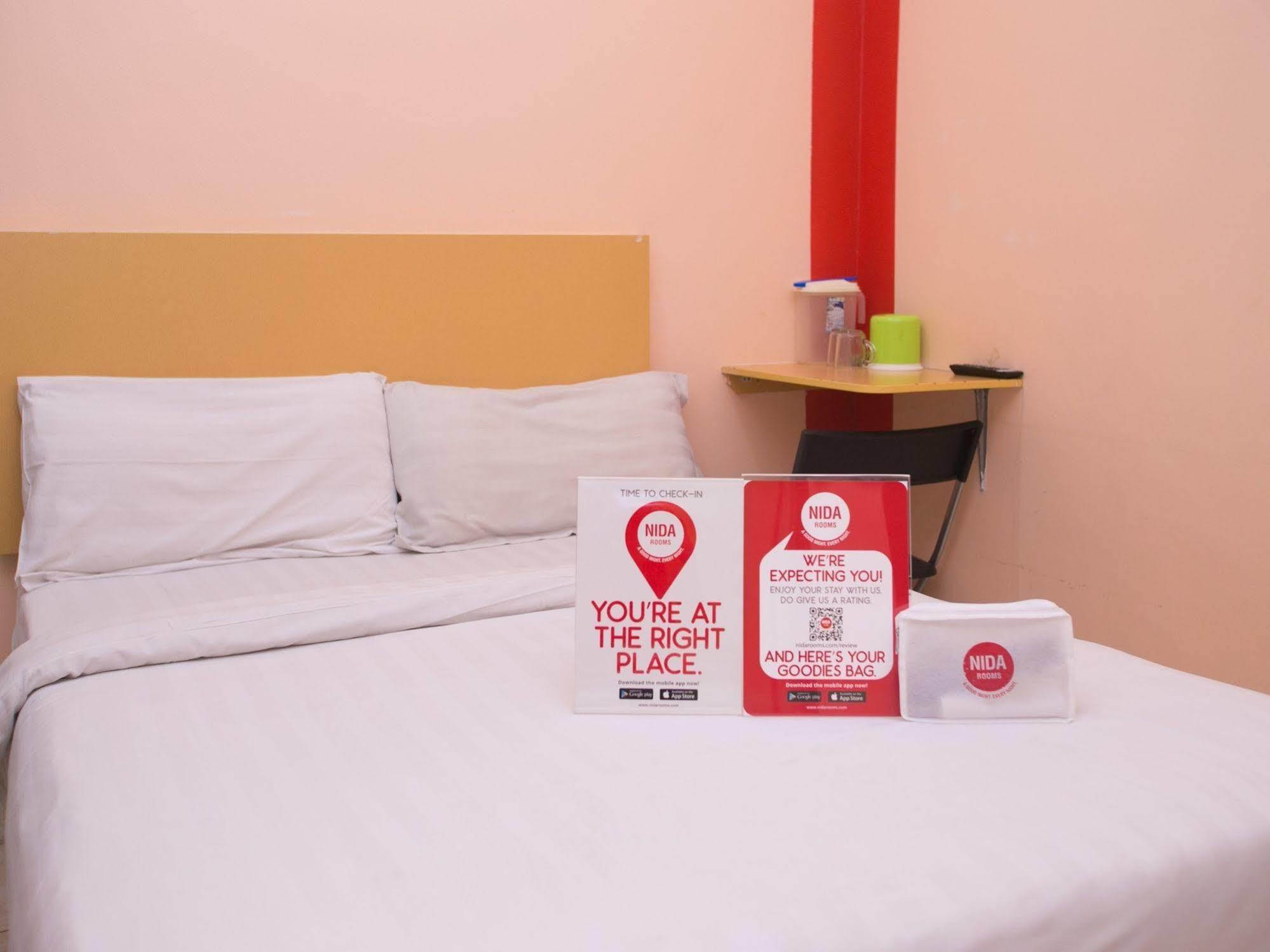 Hotel Nida Sri Petaling Radin 2*