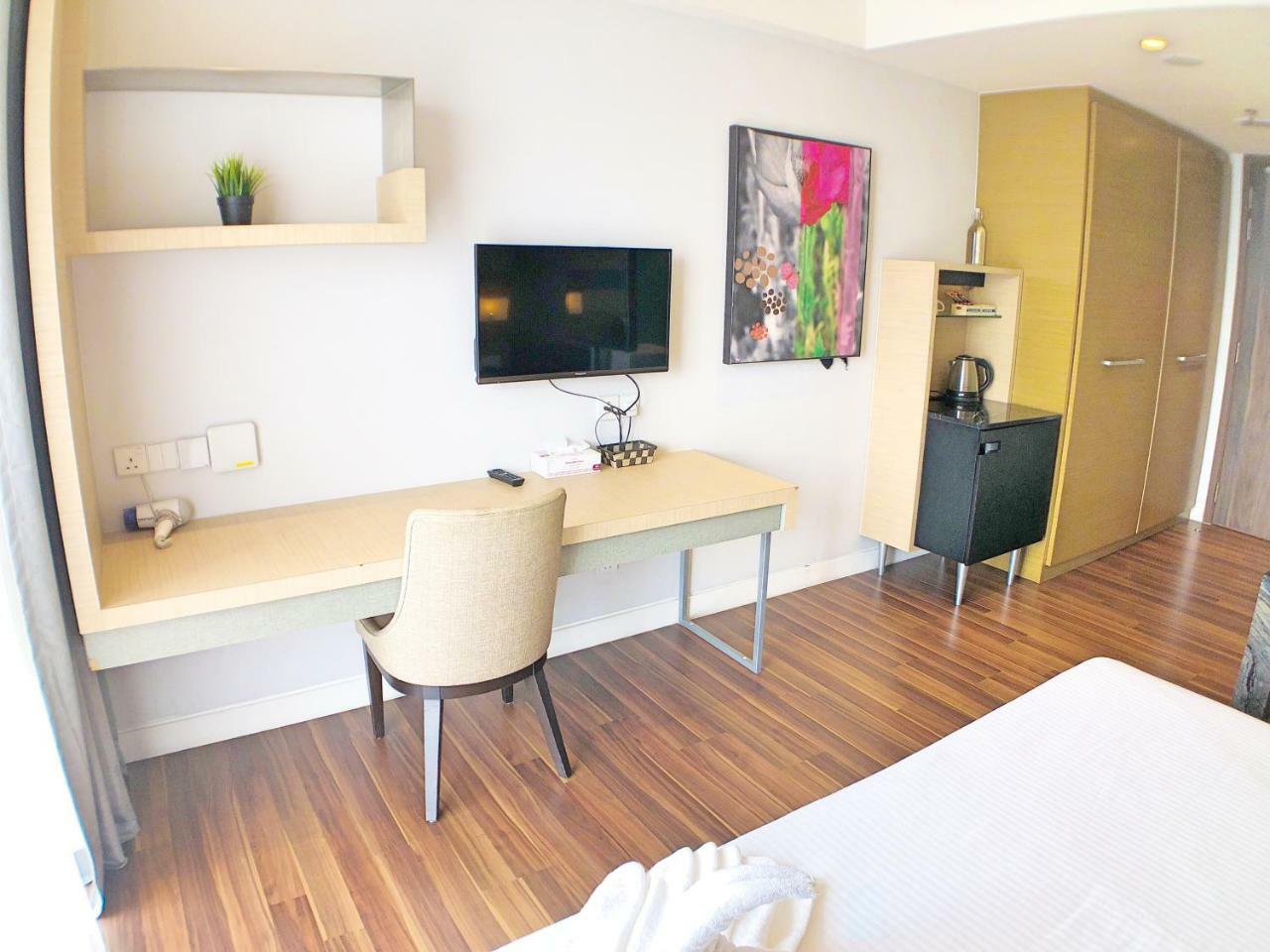 Greystone Haus D Majestic Place Apartment *