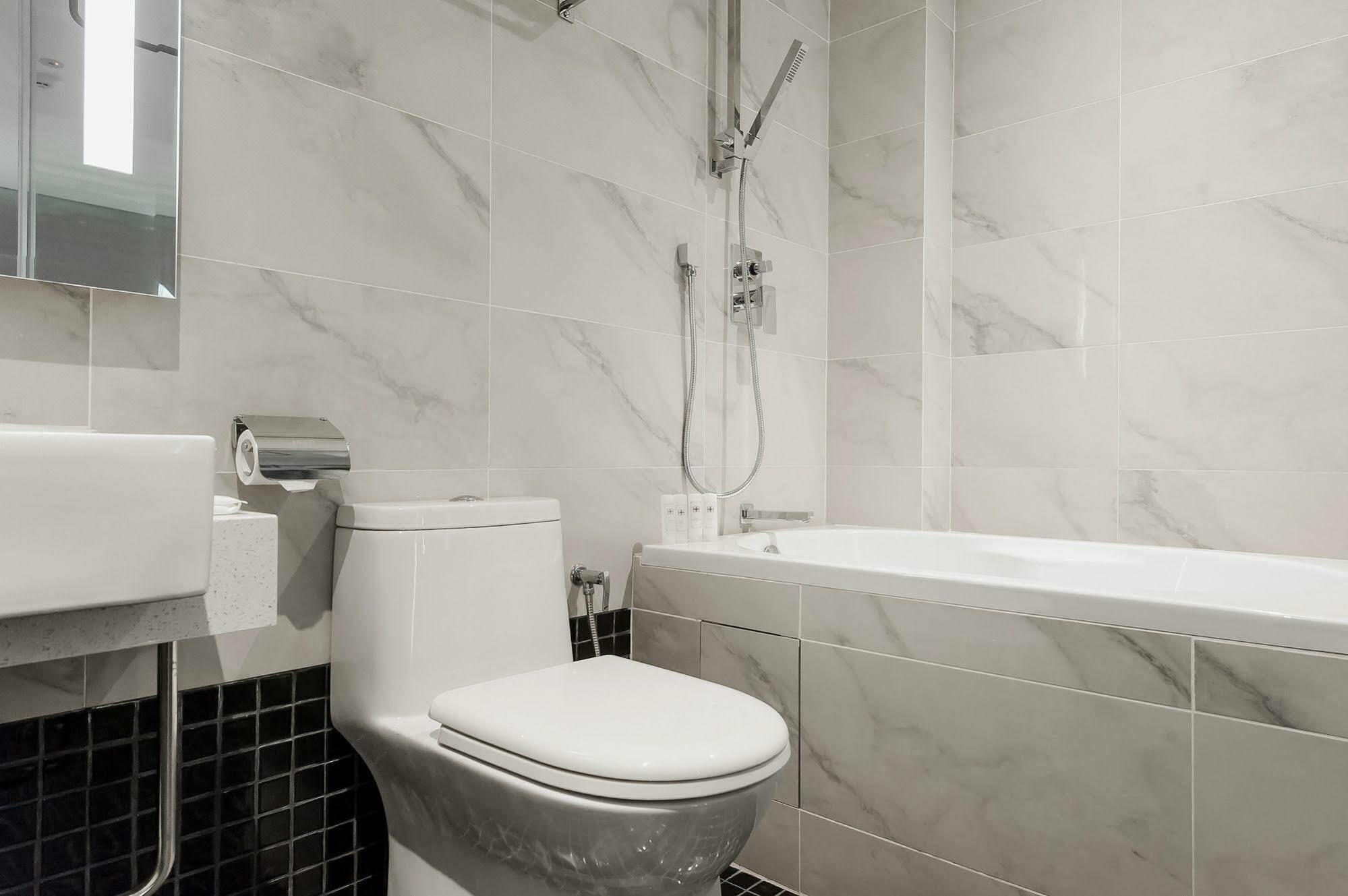 & Bella Boutique Hotel 3*