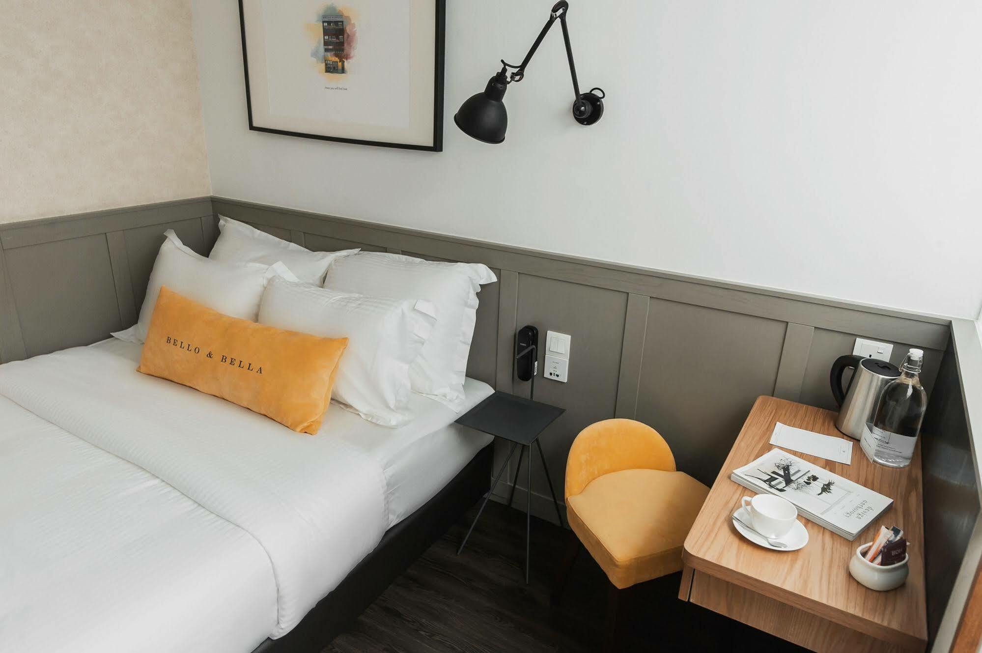 Hotel & Bella Boutique