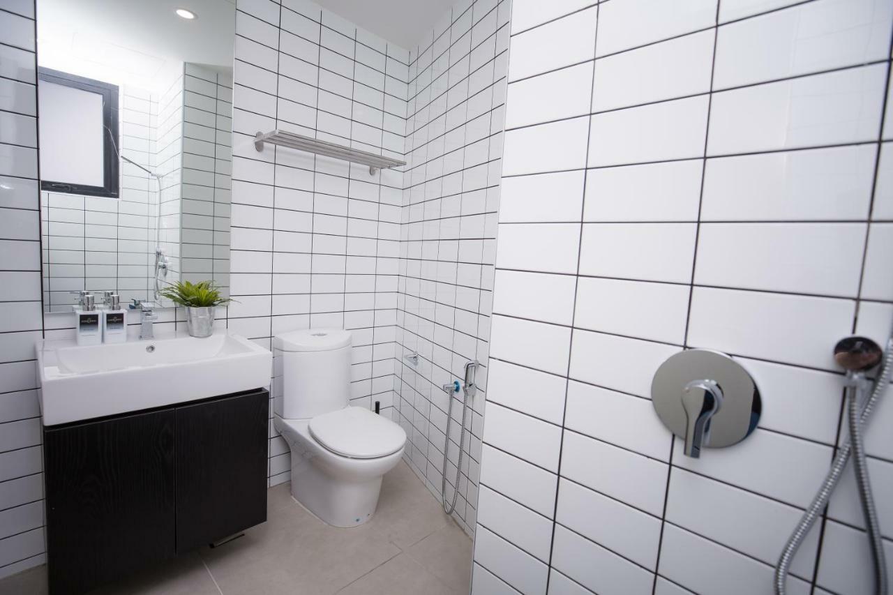Flexus Signature By Luxury Suites Asia Apartment
