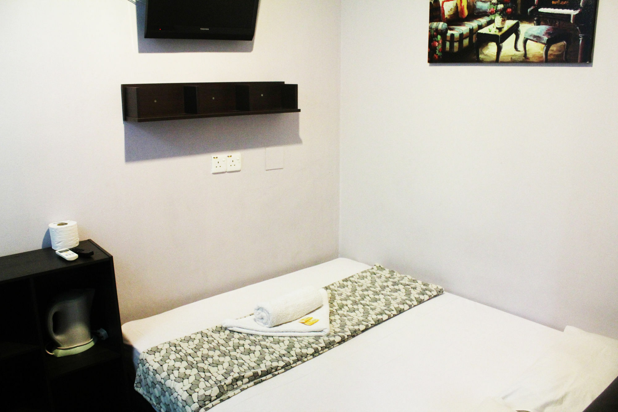 Oyo 43927 Sassana Hotel