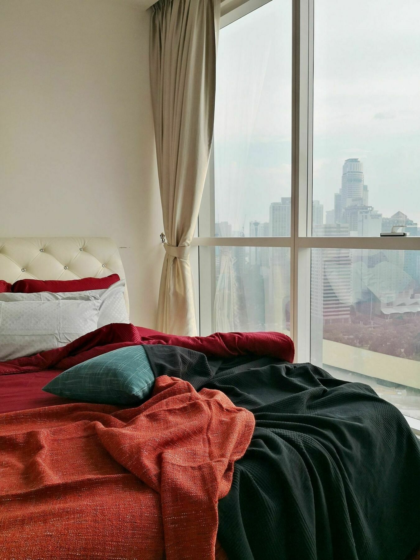 Binjai 8 Premium Soho