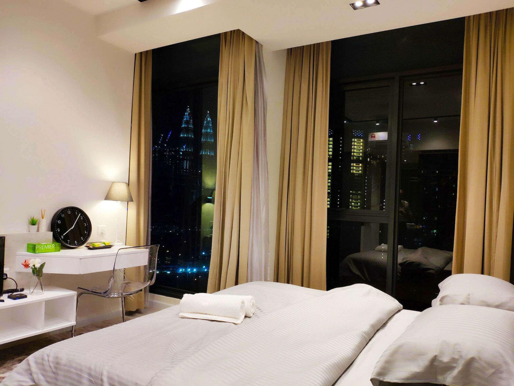 Expressionz Professional By Hostastay Hotel 3*