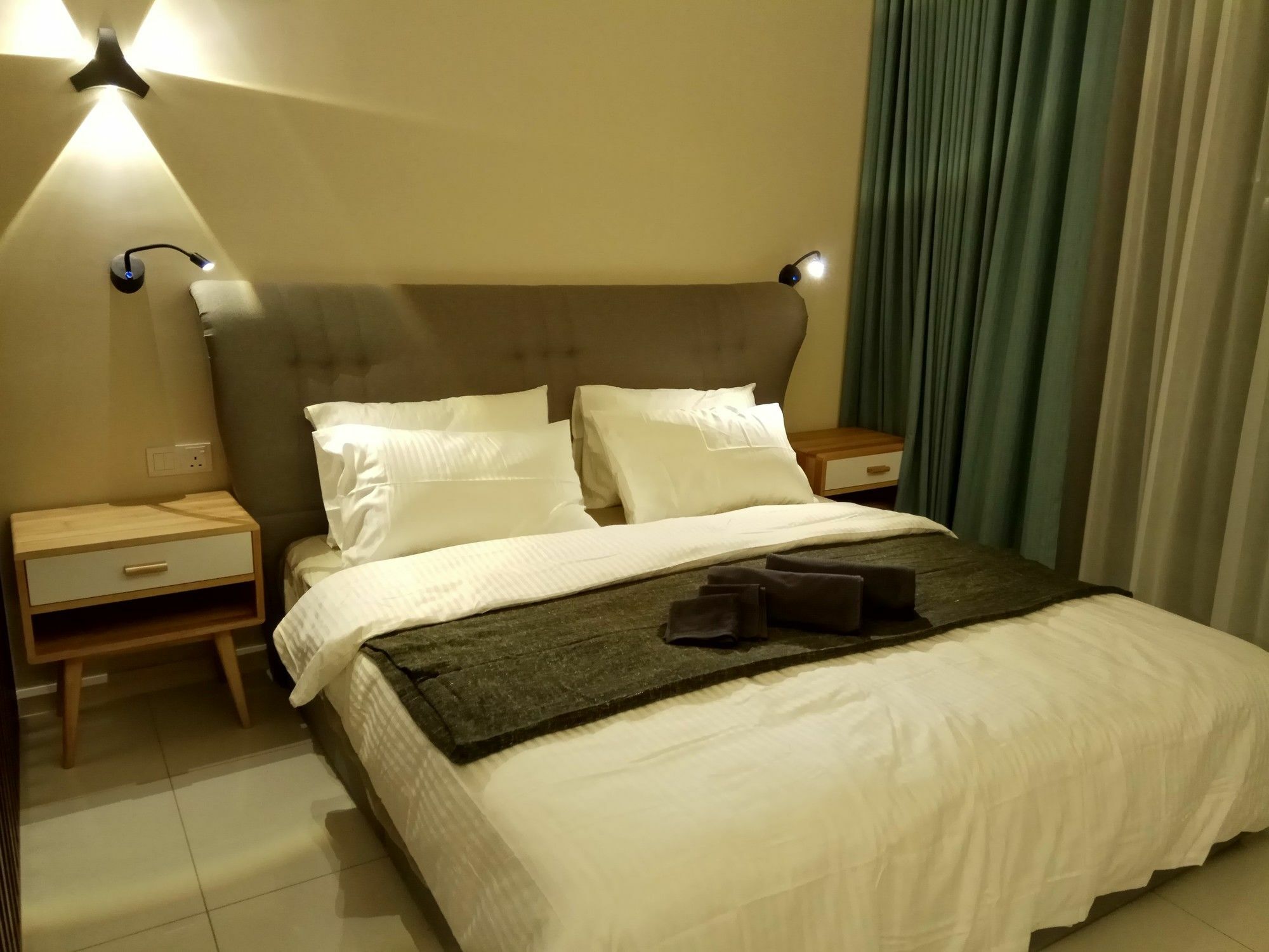 Apartment Roomy @ Tribeca Bukit Bintang